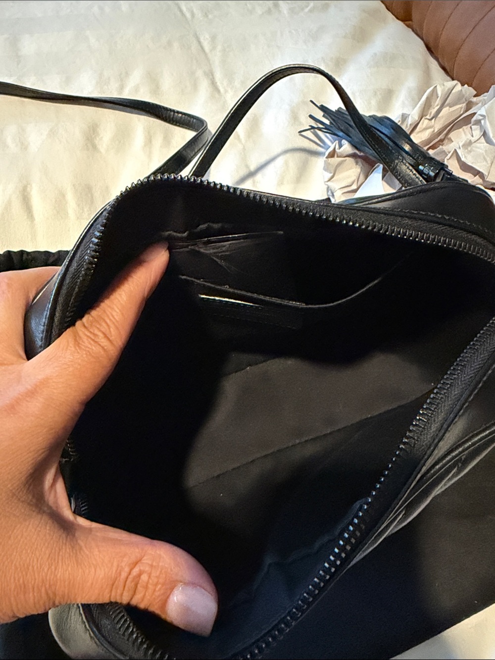 Authentic Saint Laurent Black Quilted Leather Camera Crossbody with YSL Monogram - Picture 3 of 3